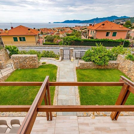 Mirto Blu Panzió Borgio Verezzi Kültér fotó